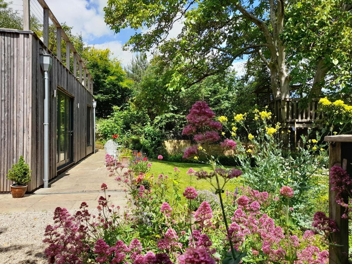 Appartamento Garden Hideaway, Self-Contained, Edge Of Bath Esterno foto